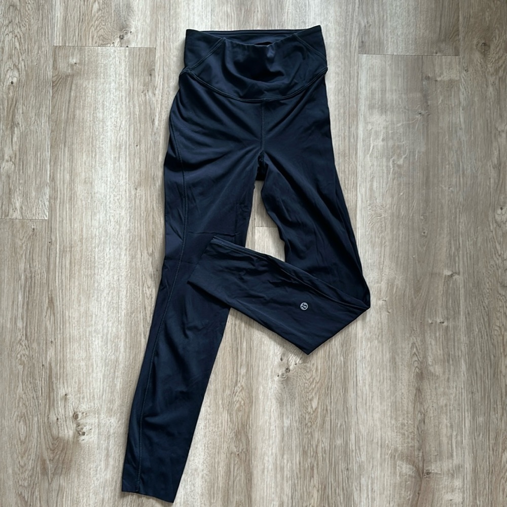 Lululemon Base Pace leggings 25” inseam